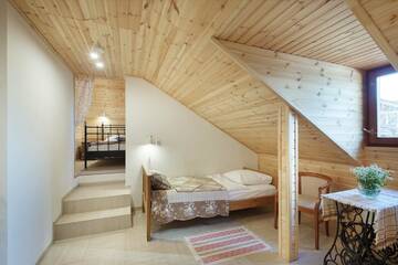Фото номера Четырехместный номер Гостиница Surikov Guest House г. Суздаль 3