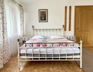 Фото номера Двухместный номер с 1 кроватью Гостиница Surikov Guest House г. Суздаль 5